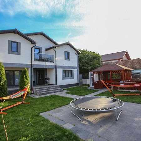 Casa Kevin Ξενοδοχείο Năvodari Εξωτερικό φωτογραφία